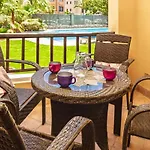 Townhouse With Roof Terrace,Balcony And Large Pool